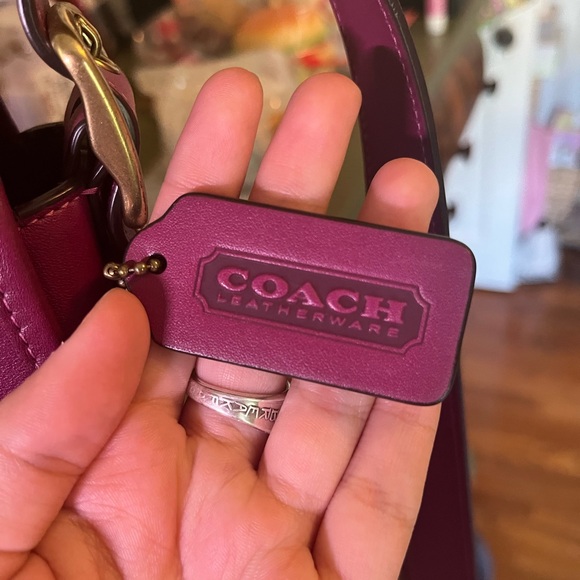 Coach Rambler - Picture 2 of 6